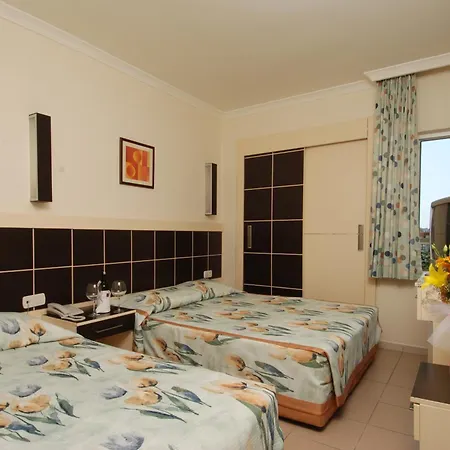 Hotel apartamentowy Okan Tower 4*