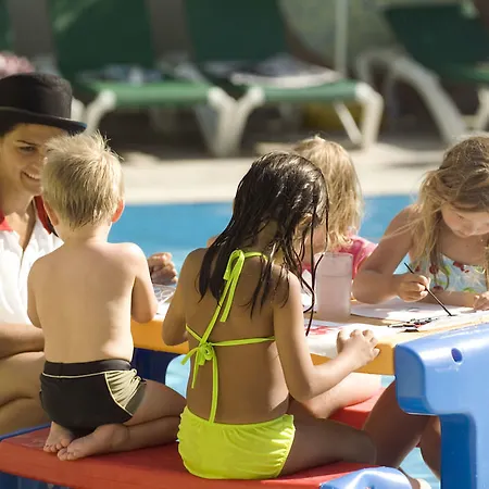 Hotel apartamentowy Okan Tower